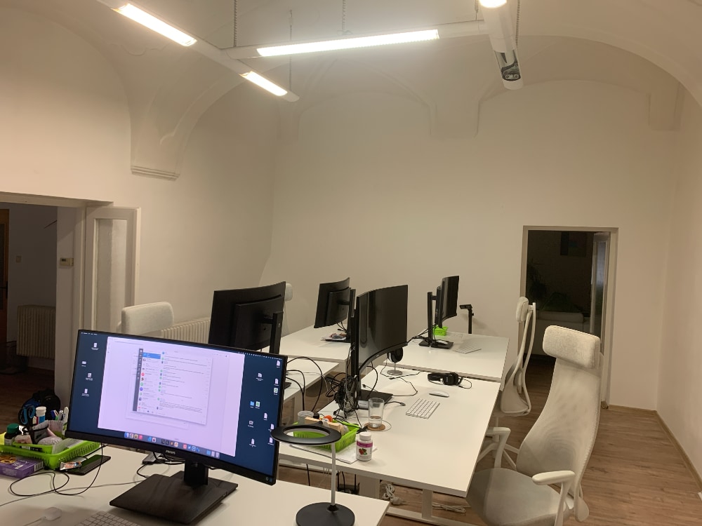 Naša firma Total.js